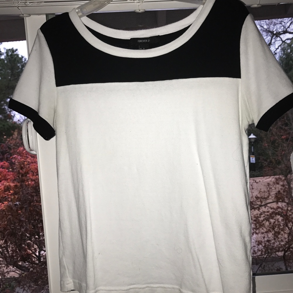 Forever 21 T-shirt